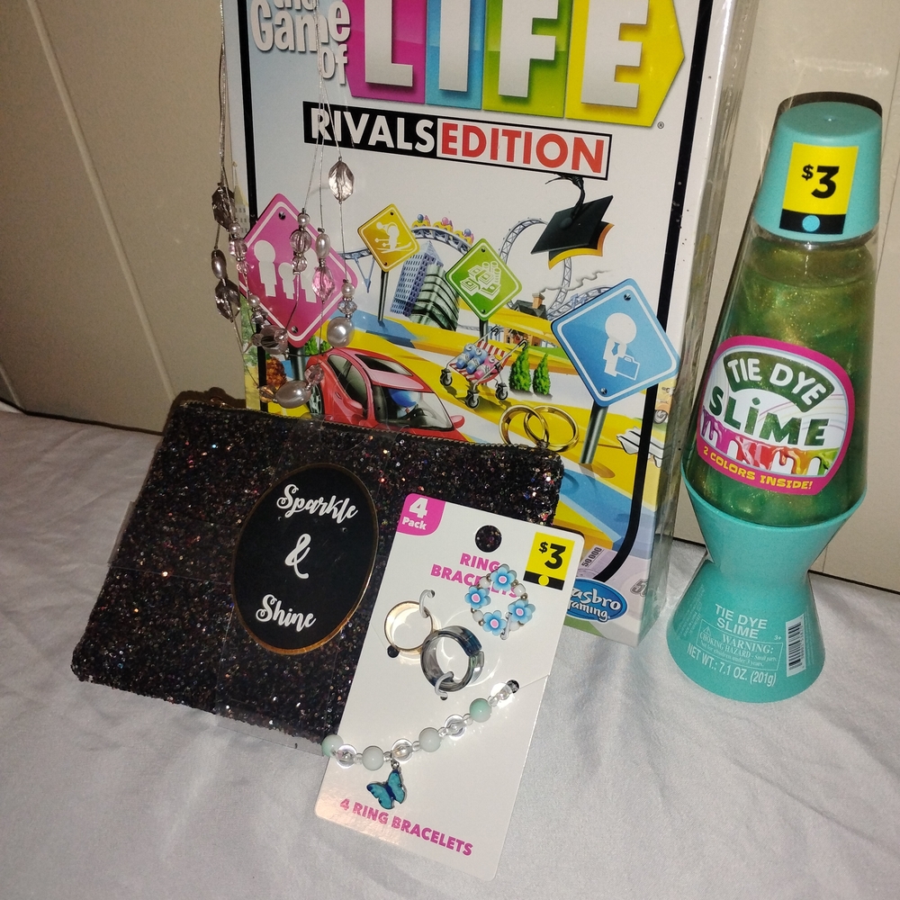 Hasbro Game of Life Rivals Edition with Colorful Accessories